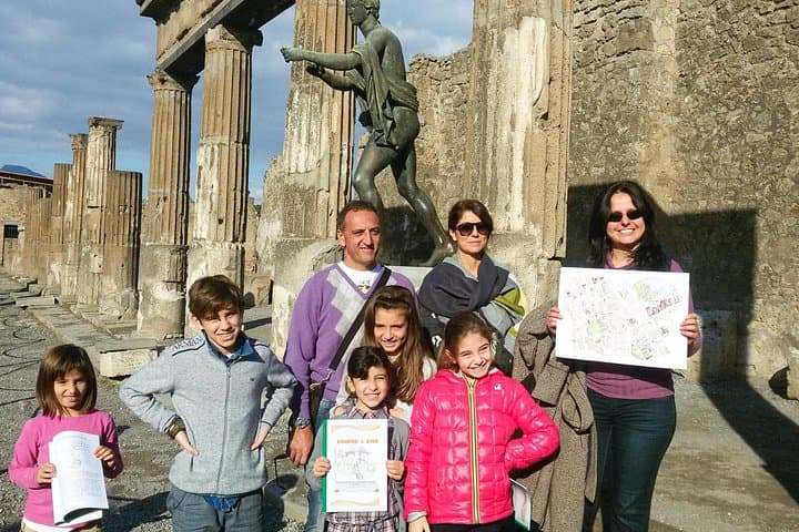 Private Awesome Pompeii Family Tour + Guide, Transport & Tickets