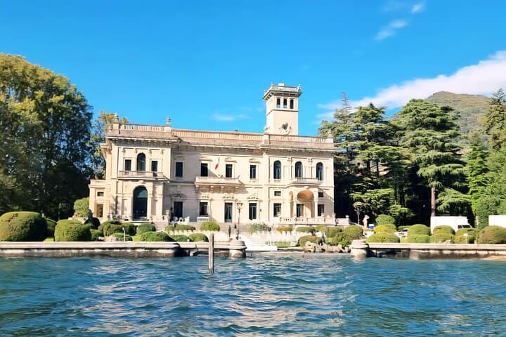lake-como-private-boat-Villa-grass