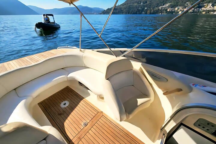 Private Tour 2 hours in Lake Como with Aperitif