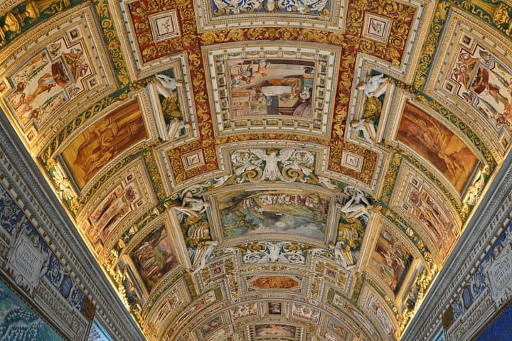Vatican Museums and Sistine Chapel Guided Tour