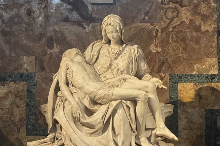 St. Peter's Basilica: Square, Dome & Papal Tombs - Skip the Line
