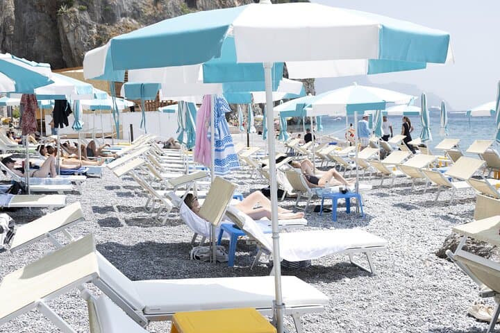 Amalfi Lido degli Artisti Beach Club Cot Umbrella Prosecco