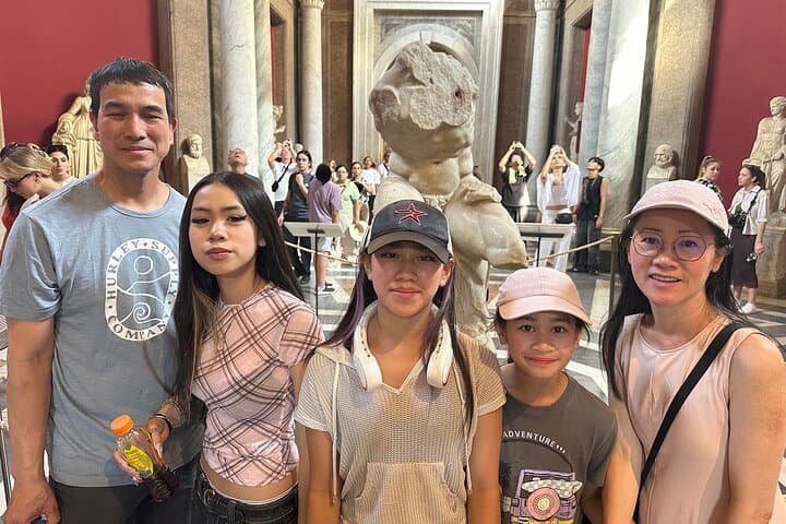 https://media-cdn.tripadvisor.com/media/attractions-splice-spp-720x480/07/2b/93/d9.jpg