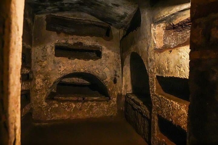 Rome Catacombs & Capuchin Crypts Group Tour with Transfers