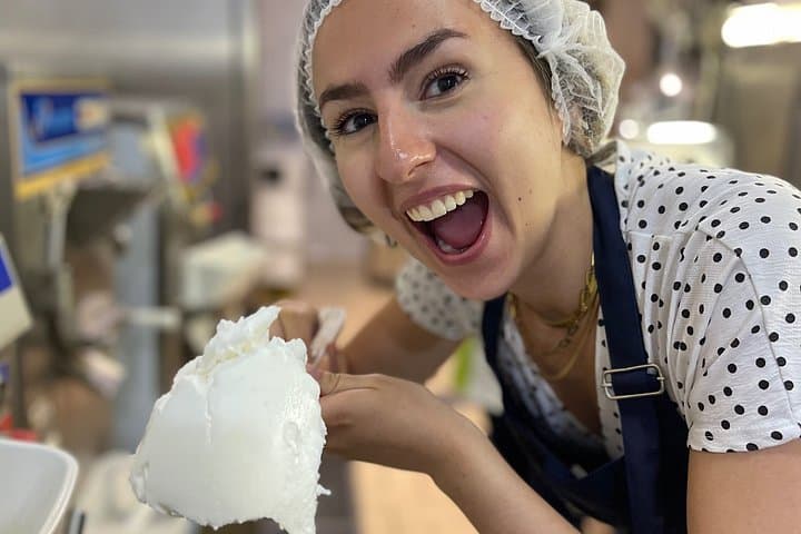 Ice cream making class with tasting and recipes