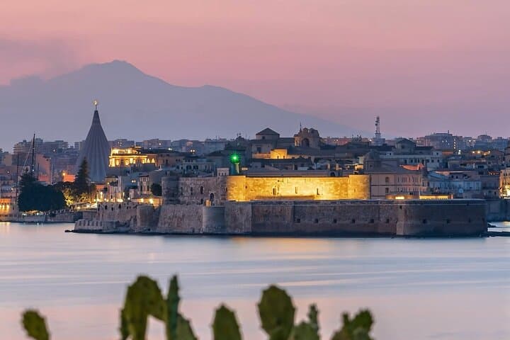 Transfer from Pozzallo to Syracuse Ortigia and viceversa