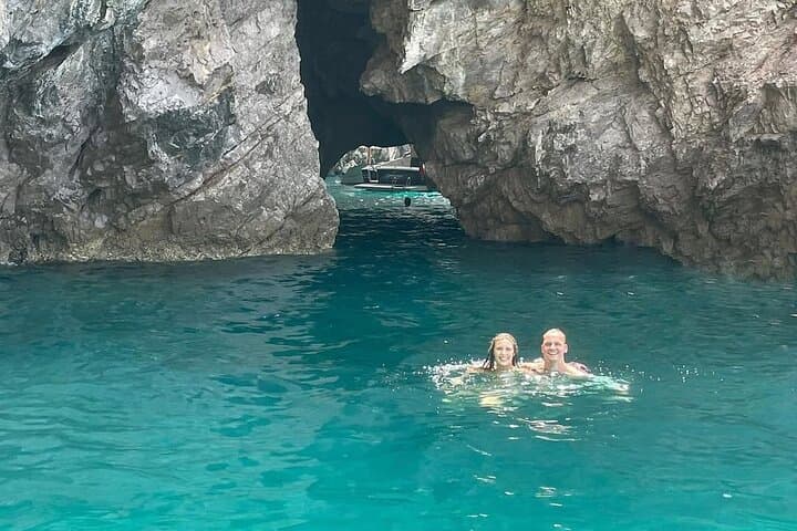 Half Day Capri Tour and Blue Grotto from Sorrento