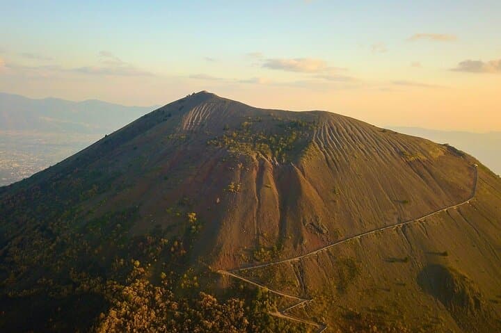 Pompeii, Herculaneum, Vesuvius Hike Small-Group Tour from Naples