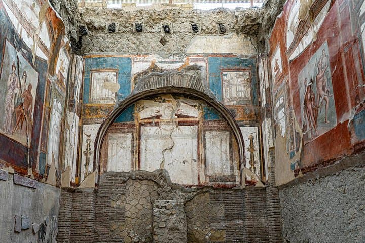 Sorrento: Pompeii, Herculaneum, Vesuvius Wine Tasting and Lunch