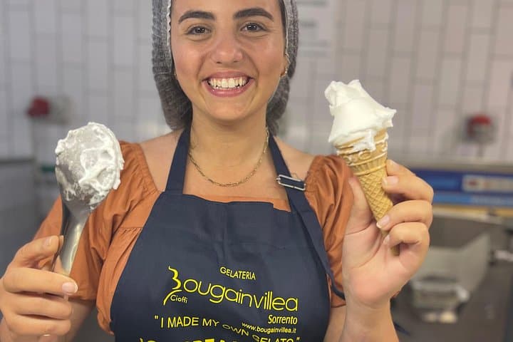 Ice cream making class with tasting and recipes