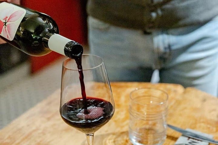 Frascati Wine Tasting Experience with Food Pairing