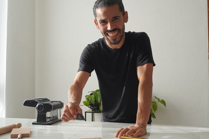 Cagliari: Pasta art Cooking Class with 3-Course Dinner
