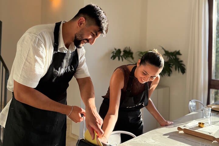 Cagliari: Pasta art Cooking Class with 3-Course Dinner