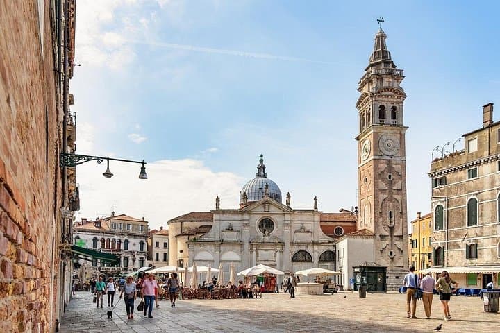 Venice Highlights Guided Walking Tour and Scenic Gondola Ride