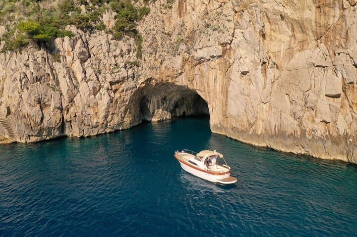 Futura Capri/Amalfi Private Boat Tour - Grottos' Visit