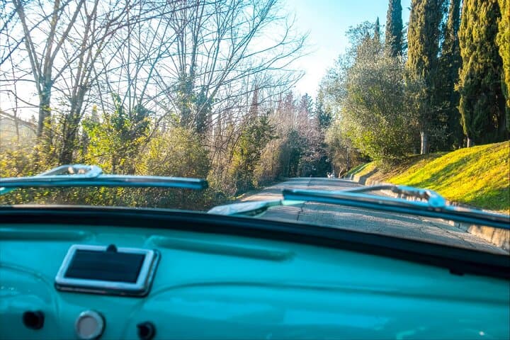 Florence: Private Vintage FIAT 500 with Wine & Olive Oil