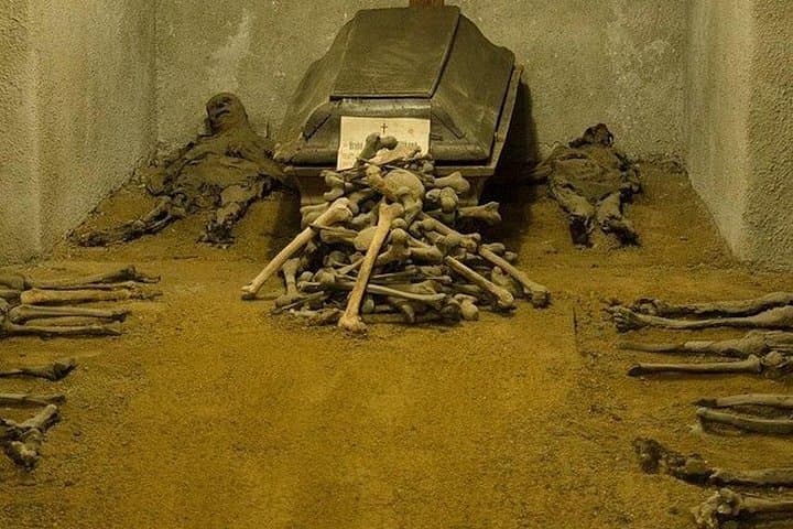 Rome: Between Life and Death Capuchin Museum and Crypt