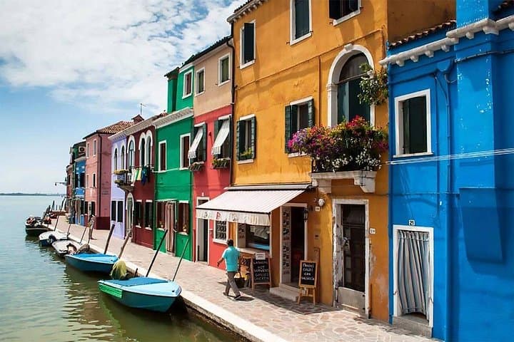Venice Gondola Experience with Exclusive Ebook