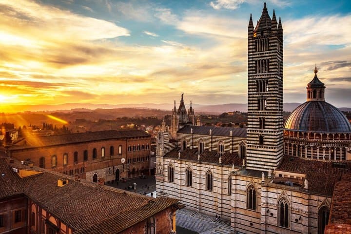 TOP Siena : Private Guided Tour with your mobile