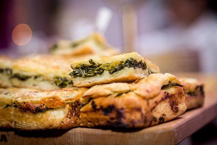 Naples Pizza & Drinks Tour: A Slice of Naples with Eating Europe