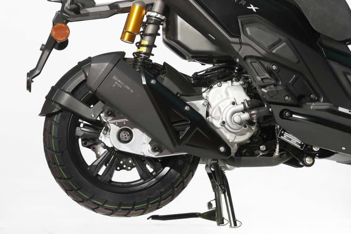 Scooter Rental 300cc
