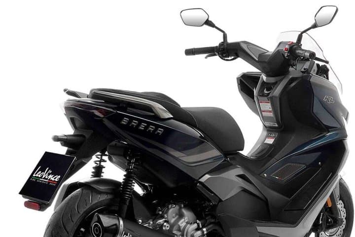 Scooter Rental 300cc
