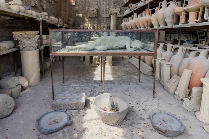 Amalfi Coast and Pompei from Rome: Private Full-Day Guided Tour