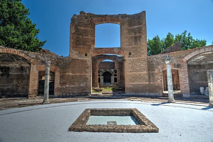 Self-Guided Garden Villas of Tivoli from Rome by Rail 5
