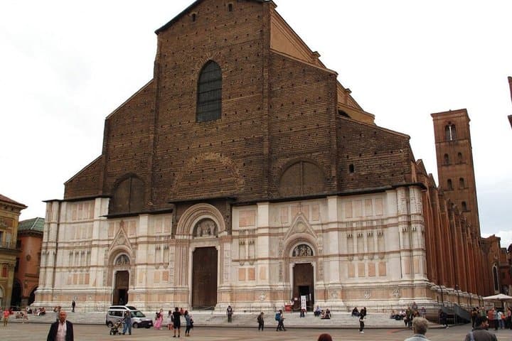 Bologna Self Guided Audio Experience