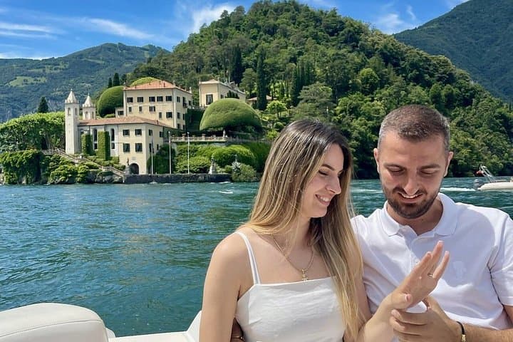 Lake Como Authentic Private Lounge Cruise with Open Bar