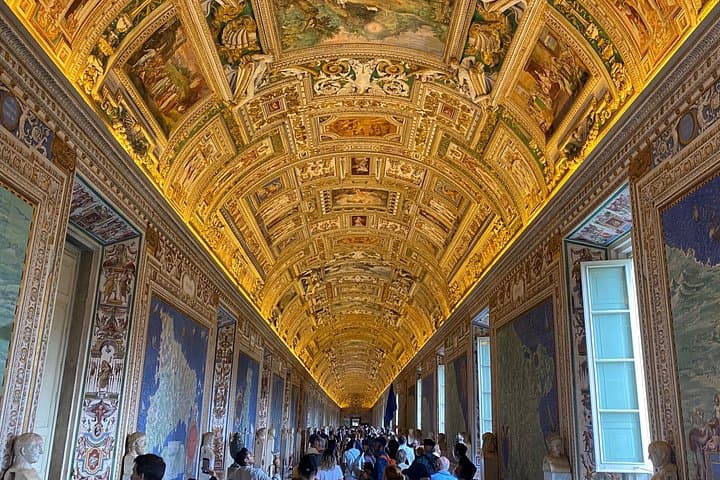 Vatican Museum, Sistine Chapel and St Peter's Basilica Tickets