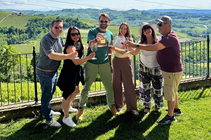 Private Barolo Wine Tour from Milan – Boutique Winery & Pick-up