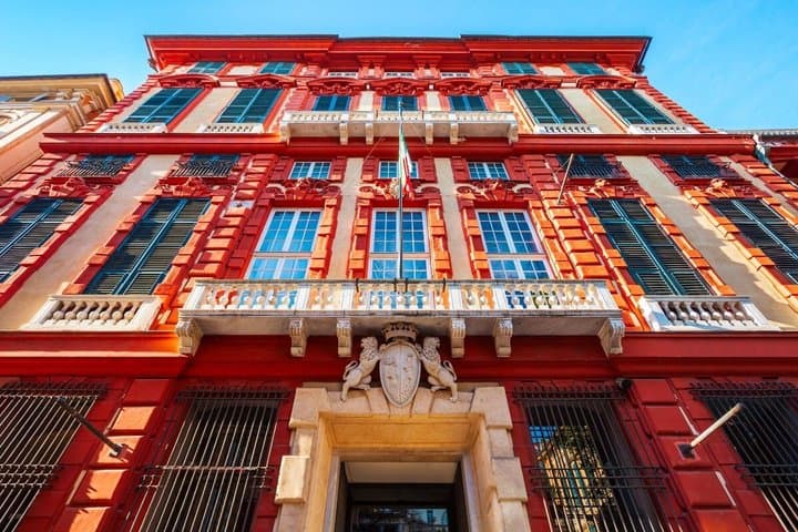 Guided tour Genoa experience history and discover secret treasures