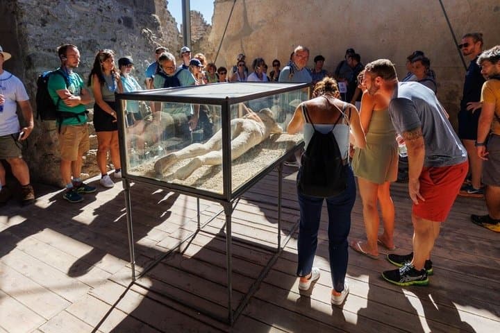 Pompeii Ruins & Scenic Sorrento Tour from Rome with Limoncello