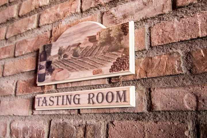 Truffle Hunting with Wine Tasting in Piedmont