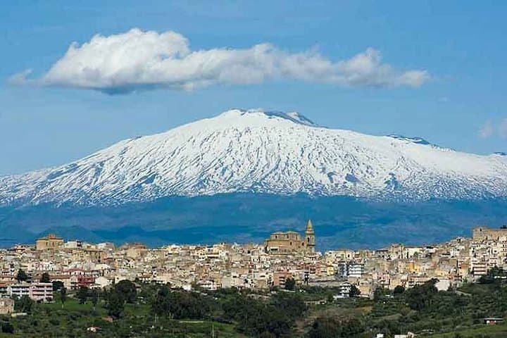 Etna and Taormina emotions between Lava and Sicilian Charm