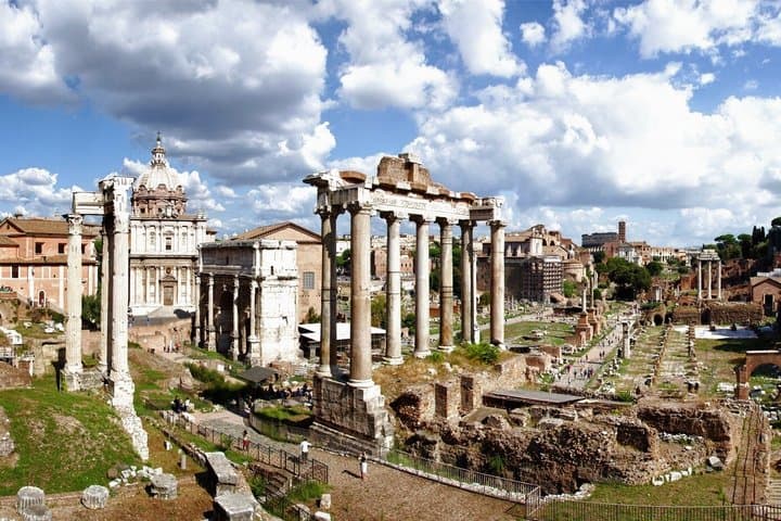 Rome: Colosseum, Forum, and Capitoline Hill Walking Tour