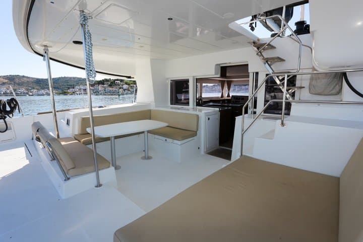 Private Catamaran Tour Magdalene Archipelago - Porto Rafael Palau