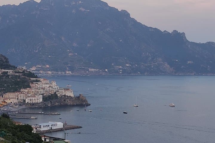 Transfer from Amalfi to Salerno Airport and Stationn
