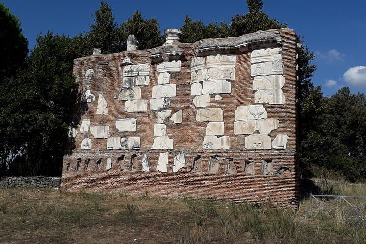 The Appian Way e-bike tour