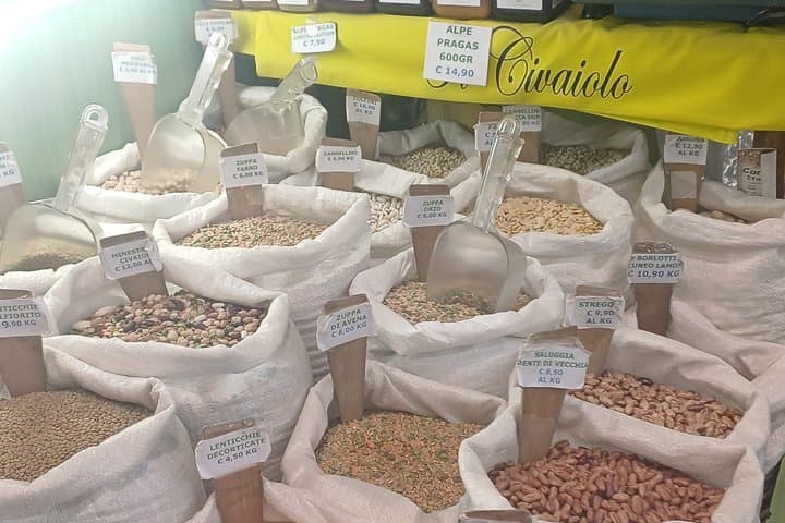 Private Modena Food and Traditions Walking Tour with Tastings