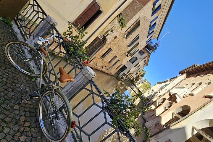 Guided tour with select wine, cicchetti, and welcome coffee