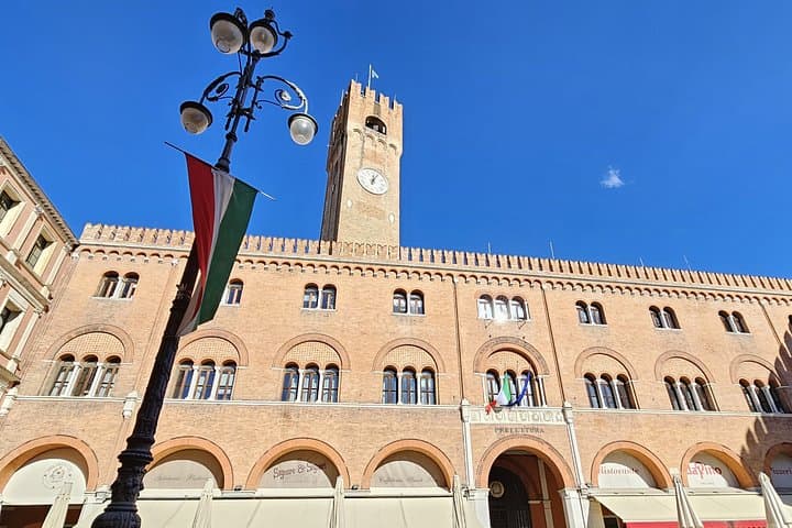 Guided tour with select wine, cicchetti, and welcome coffee