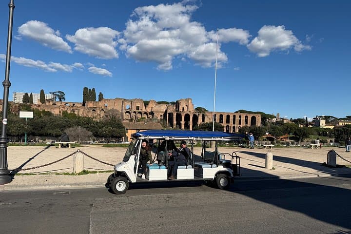 Rome Highlights: Relaxed Golf Cart Tour