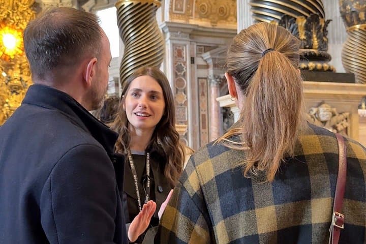 St. Peter's Basilica Private Tour: Square, Dome & Papal Tombs