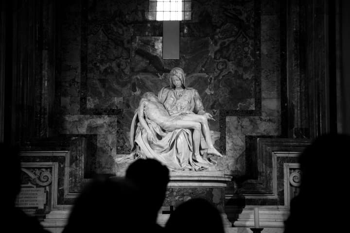Rome easy access to St. Peter's Basilica with Audioguide