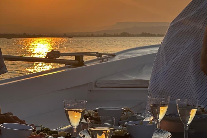 Wine and Waves Sunset Boat Tour in Syracuse with Sicily Wines
