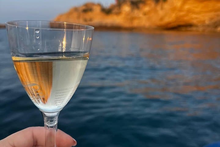 Wine and Waves Sunset Boat Tour in Syracuse with Sicily Wines