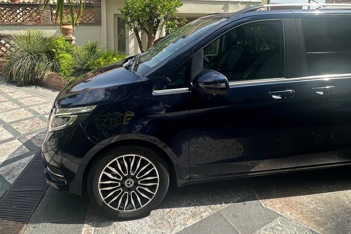 Private Transfer Taormina ⇄ Syracuse/Ortigia