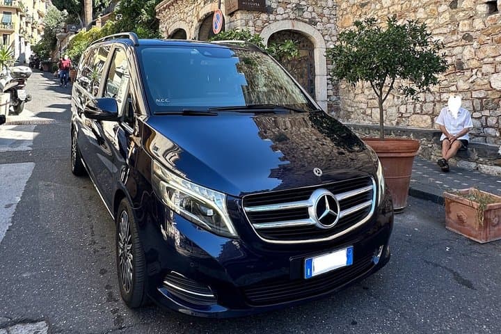 Private Transfer Taormina ⇄ Syracuse/Ortigia